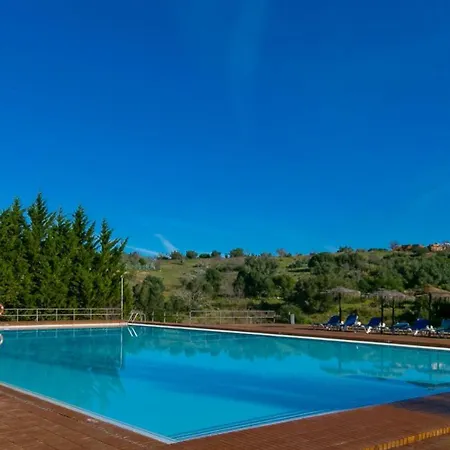 A11 - Marinapark Hill Apartamento