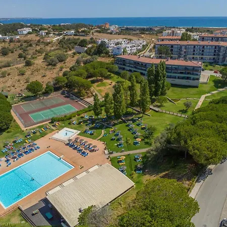 A11 - Marinapark Hill Лагуш